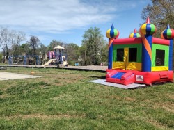 image000000202 1721331773 RAINBOW BOUNCE HOUSE