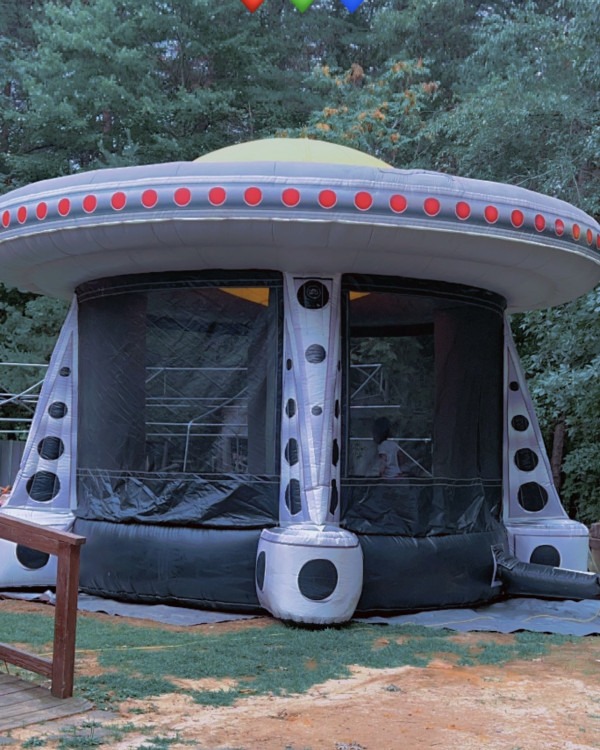 UFO Bouncer